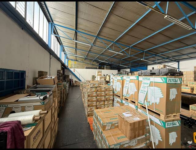 406M² WAREHOUSE TO LET IN SPARTAN